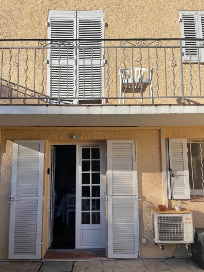 Superbe Emplacement , Terrasse Et Parking! Apartment Saint-Tropez Exterior photo